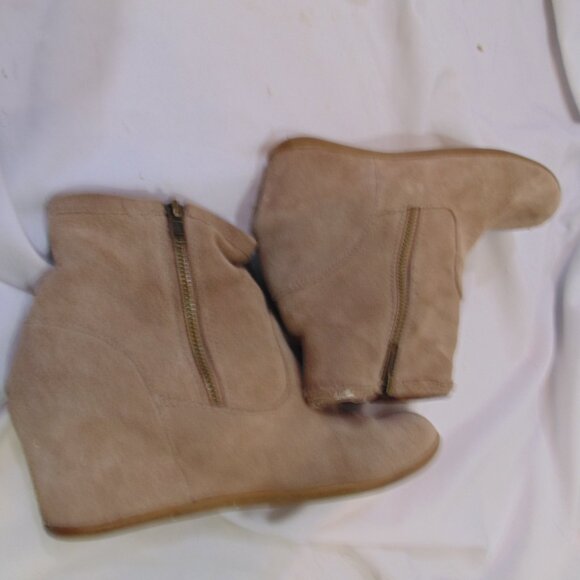 Minnetonka Suede Ankle Boots Wedge Heel Womens Size 9 - Picture 6 of 7